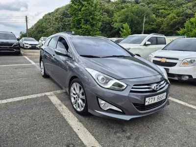 Hyundai i40 2014, 153713 км, за 3778.5 USD