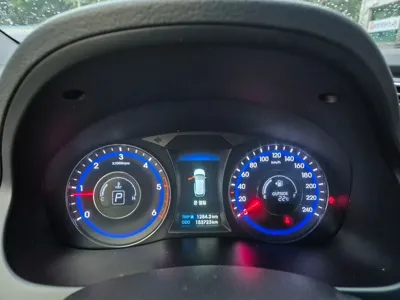 Hyundai i40 2014, 153713 км, за 3778.5 USD - фото 9