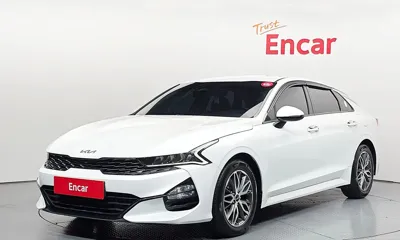 Kia K5 · 2023 год