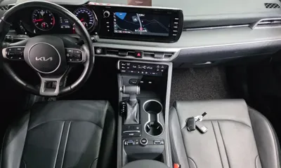 Kia K5 2023, 152185 км, за 9315.97 USD - фото 7