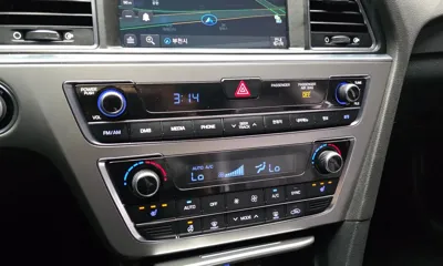 Hyundai Sonata 2016, 135199 км, за 5665.17 USD - фото 17