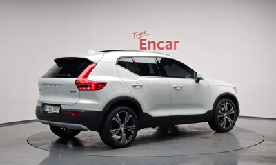 Volvo XC40 2022, 25669 км, за 20993.36 USD