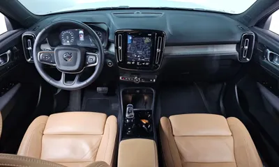 Volvo XC40 2022, 25669 км, за 20993.36 USD - фото 7