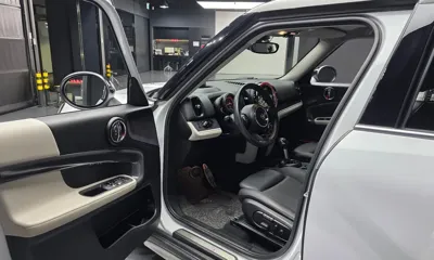 MINI Countryman 2019, 65937 км, за 9518.18 USD - фото 10