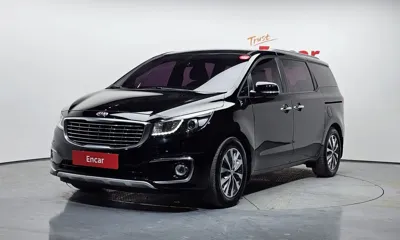 Kia Canival · 2018 год