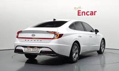 Hyundai Sonata 2022, 105203 км, за 8725.66 USD
