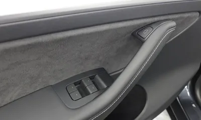 Tesla Model Y 2024, 44593 км, за 31203.27 USD - фото 28