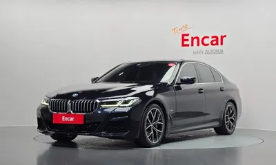 BMW 5-Series · 2023 год
