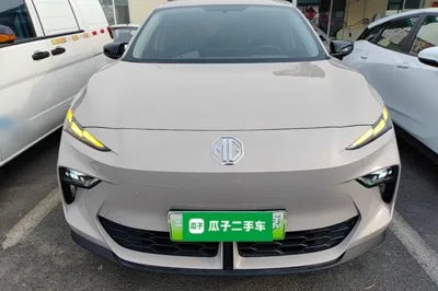 MG ES5 2025, 9900 км, за 13625 USD
