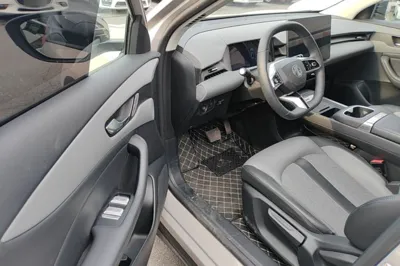 MG ES5 2025, 9900 км, за 13625 USD - фото 18