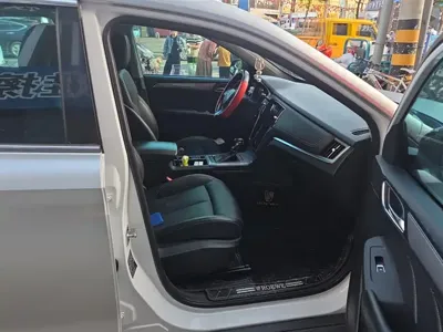 Roewe RX5 2020, 79900 км, за 5149.99 USD - фото 8