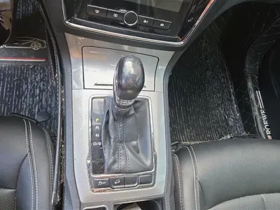 Roewe RX5 2020, 79900 км, за 5149.99 USD - фото 16