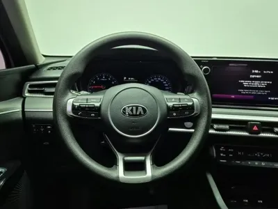 Kia K5 2020, 148954 км, за 7735.81 USD - фото 6