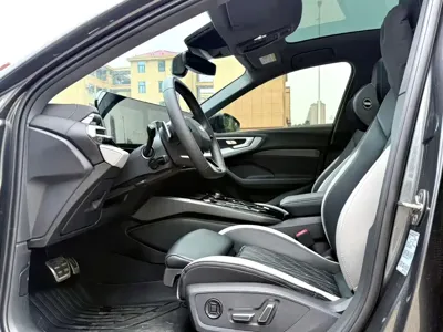 Audi 奥迪A5L 2025, 17000 км, за 29685.34 USD