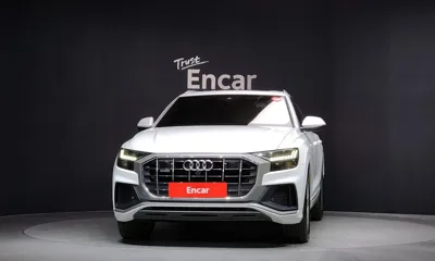 Audi Q8 2020, 175436 км, за 31927.57 USD