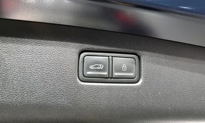 Genesis GV70 2022, 38841 км, за 21946.08 USD - фото 20