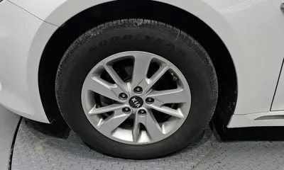 Kia K5 2016, 180727 км, за 3347.77 USD