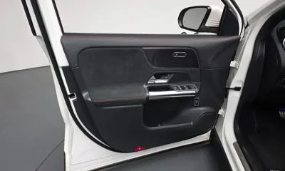 Mercedes-Benz GLA-Class 2022, 14293 км, за 23093.96 USD - фото 24