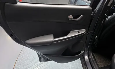 Hyundai Kona 2020, 97775 км, за 9432.74 USD - фото 25