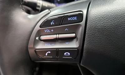 Hyundai Kona 2020, 97775 км, за 9432.74 USD - фото 28