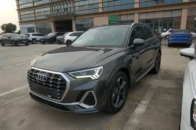 Audi Q3 · 2022 год