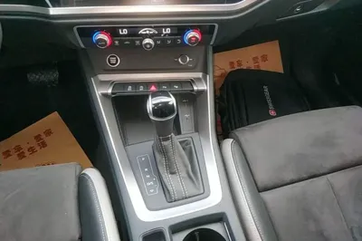 Audi Q3 2022, 49400 км, за 27696 USD - фото 16