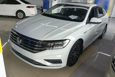Volkswagen Sagitar · 2020 год