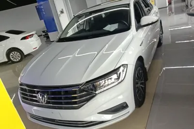 Volkswagen Sagitar 2020, 84300 км, за 11842 USD