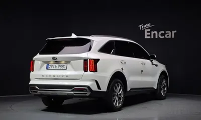 Kia Sorento 2021, 137260 км, за 15276.6 USD