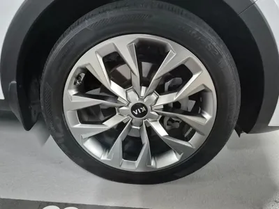 Kia Sorento 2021, 137260 км, за 15276.6 USD
