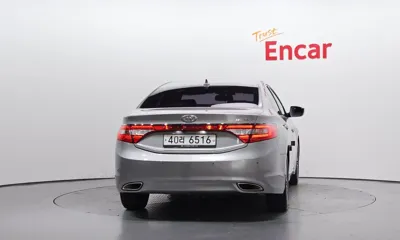 Hyundai Grandeur 2014, 120010 км, за 5270.36 USD