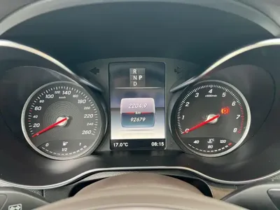 Mercedes-Benz GLC 2019, 90000 км, за 20248.26 USD - фото 8