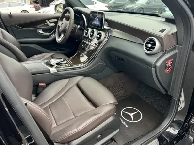 Mercedes-Benz GLC 2019, 90000 км, за 20248.26 USD - фото 9