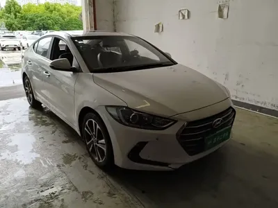 Hyundai Elantra 2016, 140600 км, за 4397.26 USD