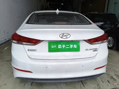 Hyundai Elantra 2016, 140600 км, за 4397.26 USD - фото 6