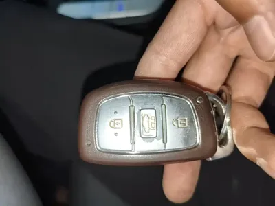 Hyundai Elantra 2016, 140600 км, за 4397.26 USD - фото 9