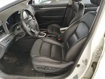 Hyundai Elantra 2016, 140600 км, за 4397.26 USD - фото 15