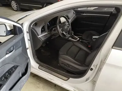 Hyundai Elantra 2016, 140600 км, за 4397.26 USD - фото 16