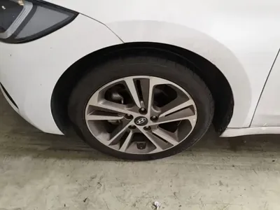 Hyundai Elantra 2016, 140600 км, за 4397.26 USD - фото 23