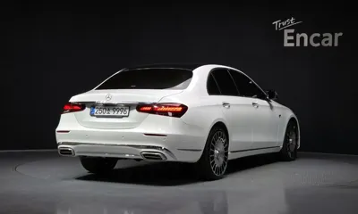 Mercedes-Benz E-Class 2022, 57418 км, за 28093.62 USD