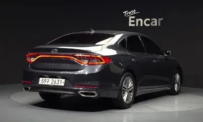 Hyundai Grandeur 2018, 34894 км, за 11093.61 USD