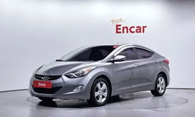 Hyundai Avante · 2012 год
