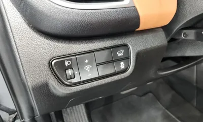 Kia Seltos 2023, 113832 км, за 14375.74 USD - фото 28