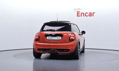 MINI Cooper 2020, 40345 км, за 12286.29 USD