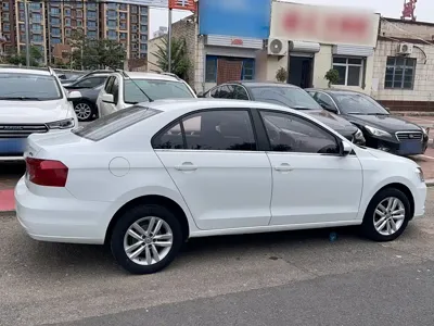 Volkswagen Jetta 2019, 44100 км, за 4412.02 USD