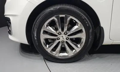 Kia Canival 2017, 104705 км, за 9765.48 USD