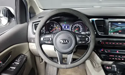 Kia Canival 2017, 104705 км, за 9765.48 USD - фото 13