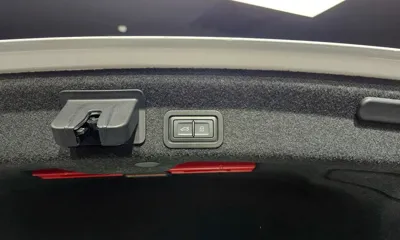 Audi A6 2023, 27092 км, за 31047.24 USD - фото 20