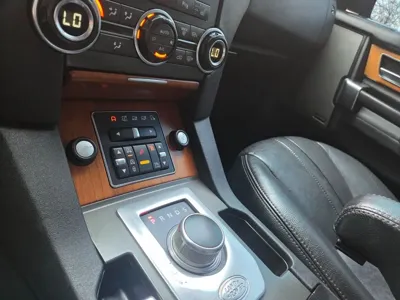 Land Rover Discovery 2012, 199341 км, за 5144.23 USD - фото 9