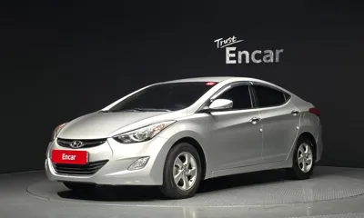 Hyundai Avante · 2013 год
